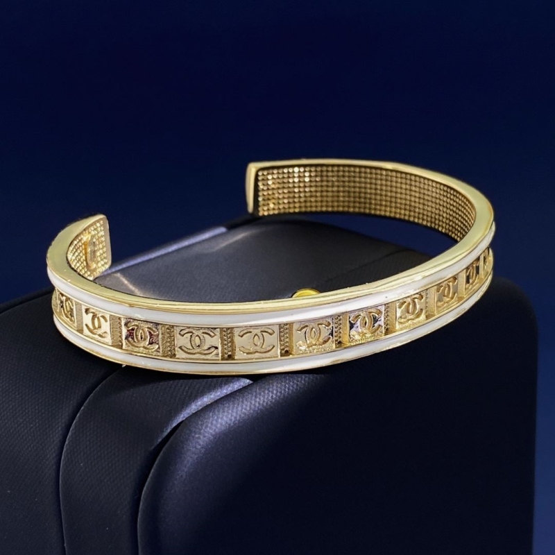 Ch*el bracelets